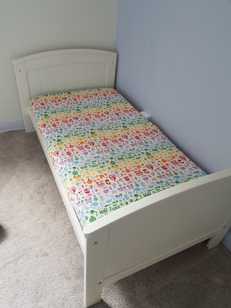 mamas and papas hayworth cot bed instructions